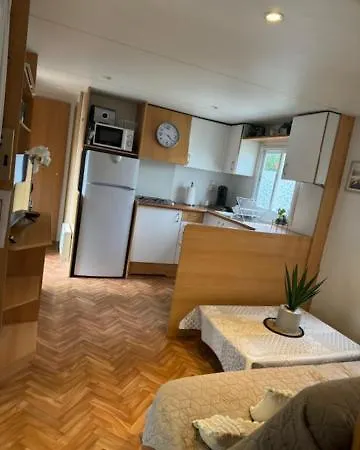 018 Mobil-home Gamme Confort A La Ferme 4 Etoiles *